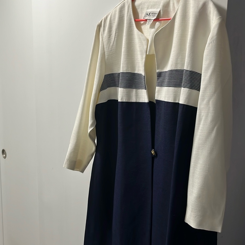 S L Fashion ladies Tunic size 22W